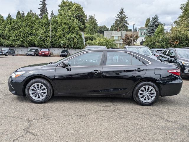 2016 Toyota Camry Hybrid LE