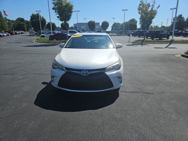 2016 Toyota Camry Hybrid SE