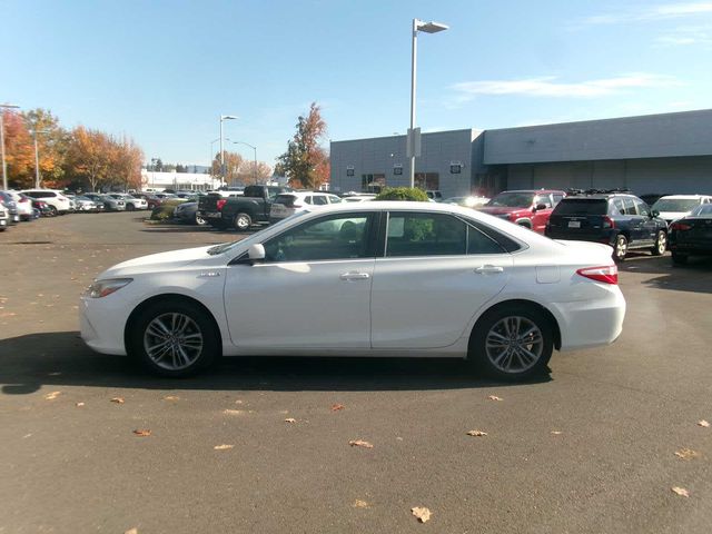 2016 Toyota Camry Hybrid SE