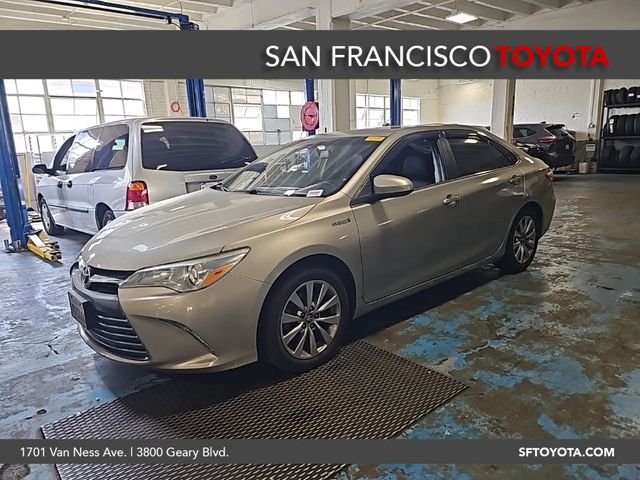 2016 Toyota Camry Hybrid XLE