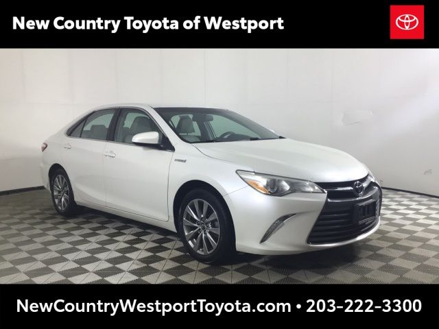 2016 Toyota Camry Hybrid XLE