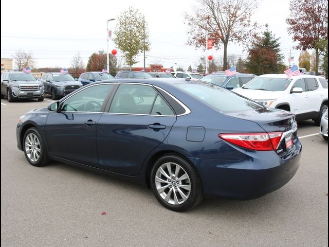 2016 Toyota Camry Hybrid XLE