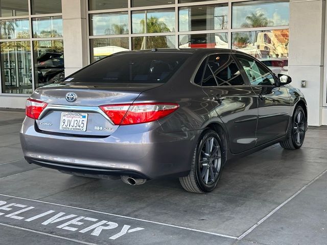 2016 Toyota Camry Hybrid XLE