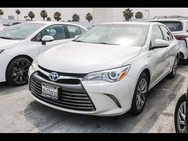 2016 Toyota Camry Hybrid XLE