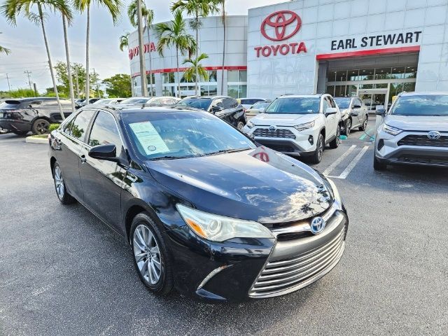 2016 Toyota Camry Hybrid XLE