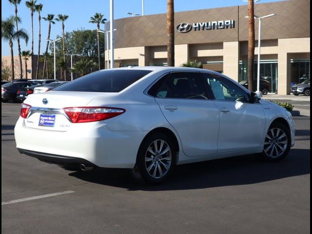 2016 Toyota Camry Hybrid XLE