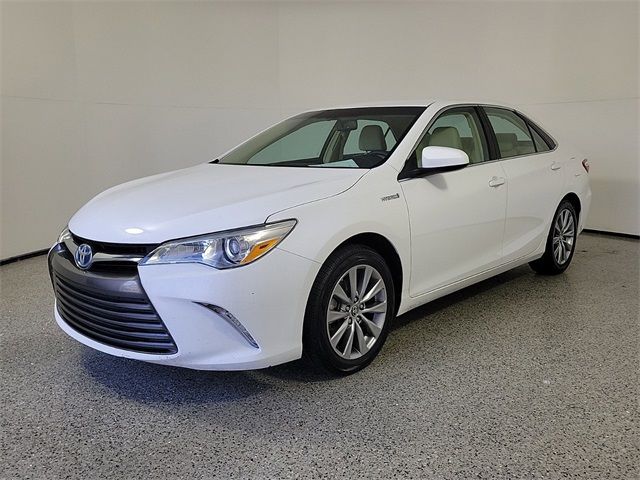 2016 Toyota Camry Hybrid XLE