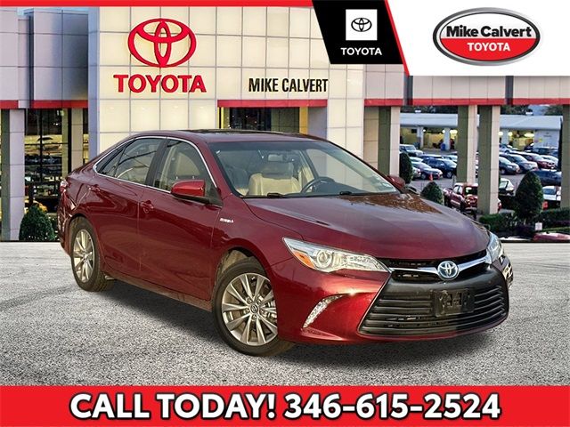 2016 Toyota Camry Hybrid XLE