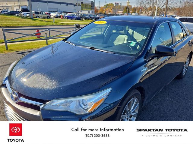 2016 Toyota Camry Hybrid 