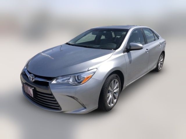 2016 Toyota Camry Hybrid XLE