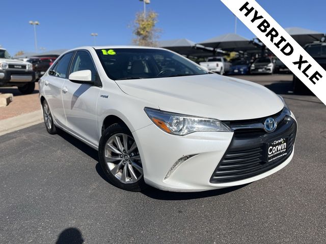 2016 Toyota Camry Hybrid XLE