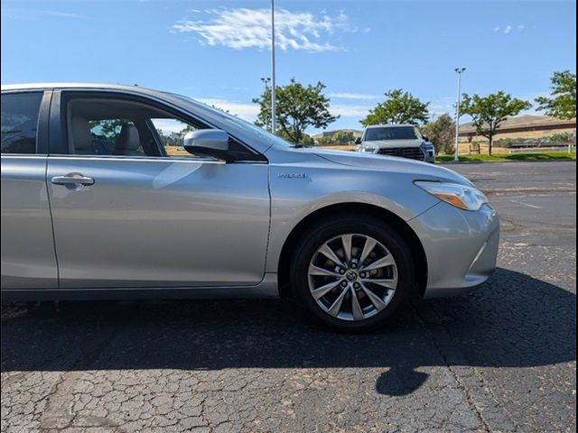 2016 Toyota Camry Hybrid XLE