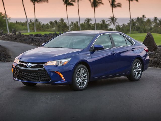 2016 Toyota Camry Hybrid XLE