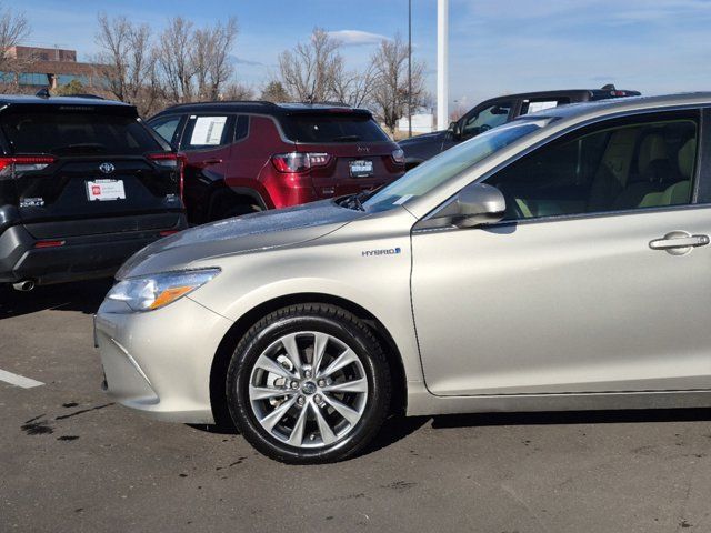 2016 Toyota Camry Hybrid XLE