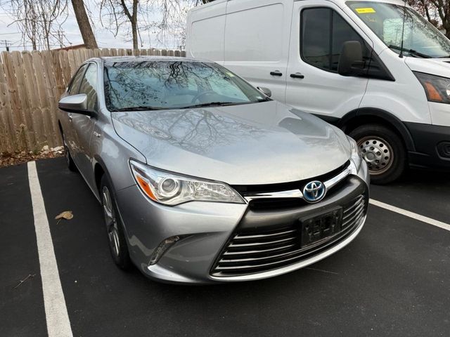 2016 Toyota Camry Hybrid XLE