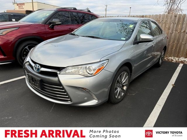 2016 Toyota Camry Hybrid XLE