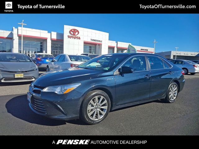 2016 Toyota Camry Hybrid XLE