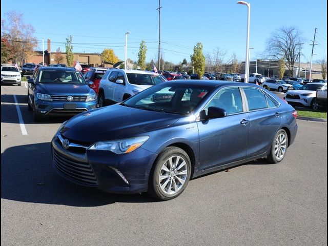 2016 Toyota Camry Hybrid XLE