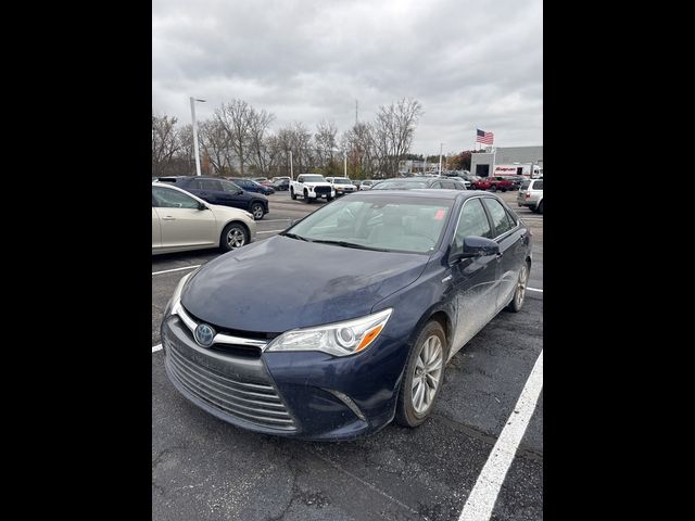 2016 Toyota Camry Hybrid XLE