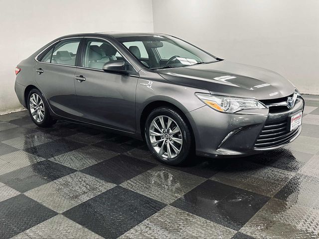 2016 Toyota Camry Hybrid XLE