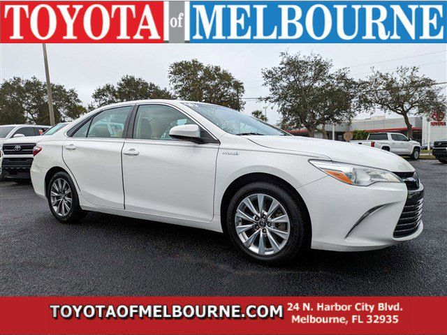 2016 Toyota Camry Hybrid XLE