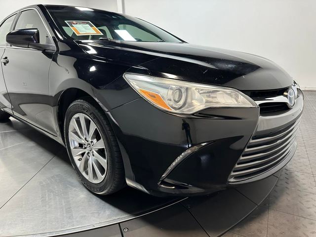 2016 Toyota Camry Hybrid XLE