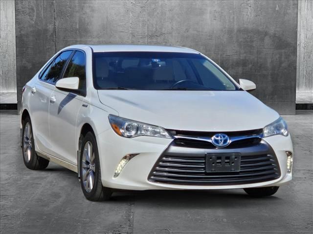 2016 Toyota Camry Hybrid XLE