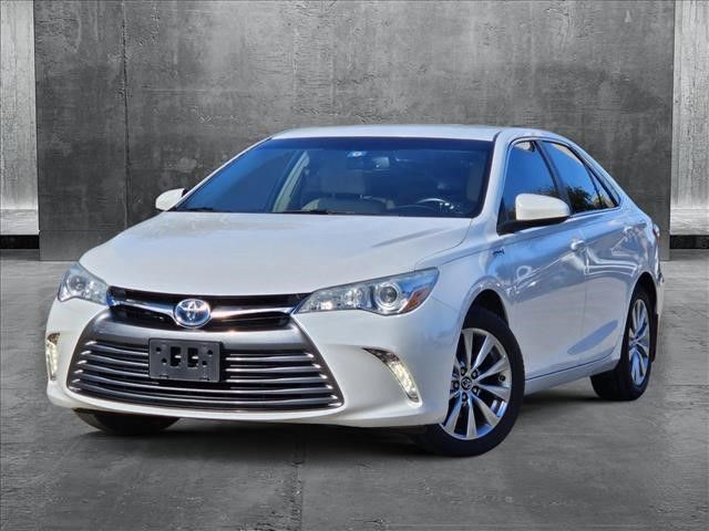 2016 Toyota Camry Hybrid XLE