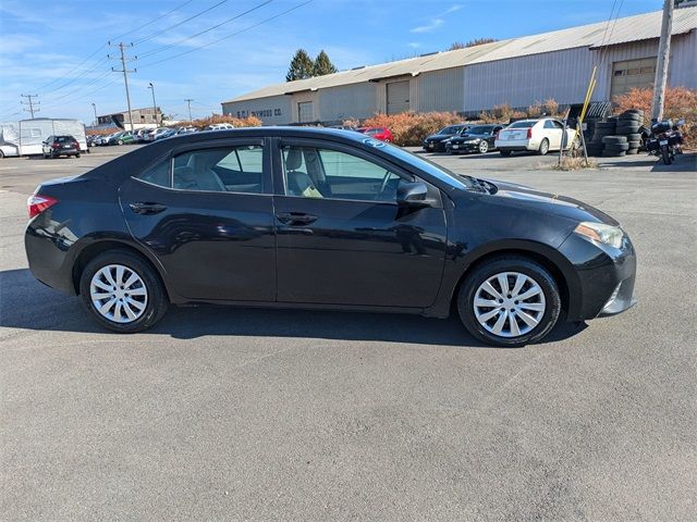 2016 Toyota Corolla LE