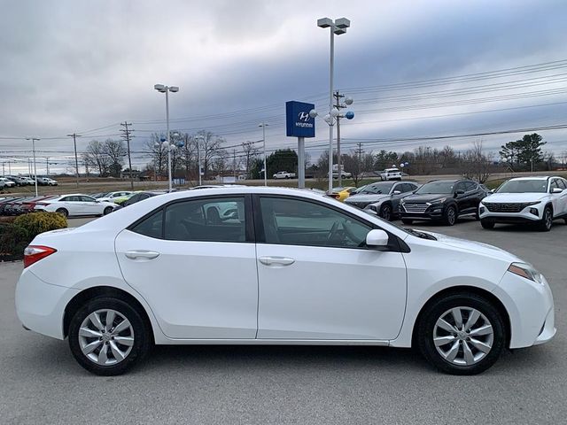 2016 Toyota Corolla LE