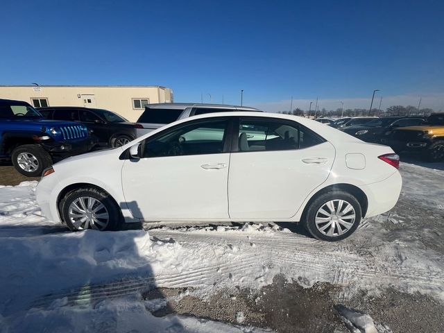 2016 Toyota Corolla LE