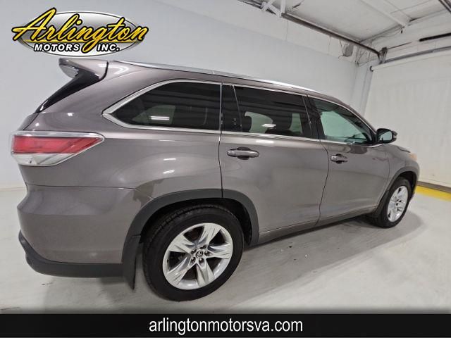 2016 Toyota Highlander 