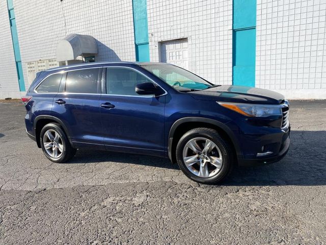 2016 Toyota Highlander 