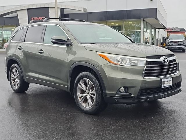 2016 Toyota Highlander LE Plus