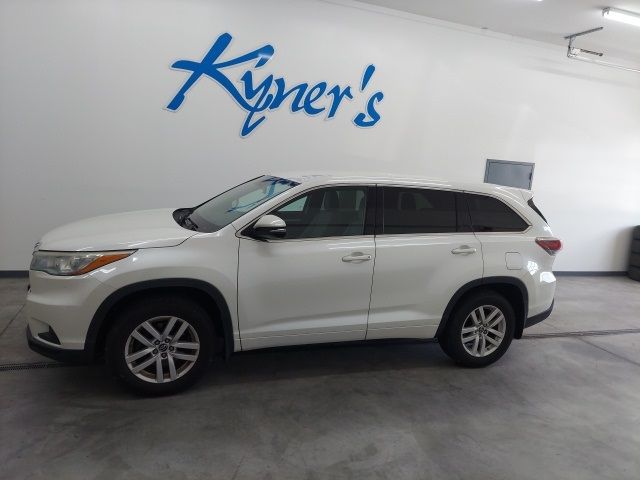 2016 Toyota Highlander 