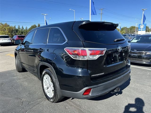 2016 Toyota Highlander LE