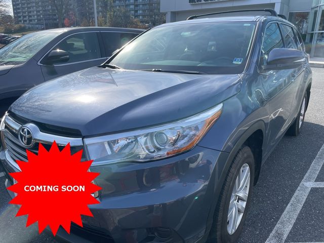 2016 Toyota Highlander LE