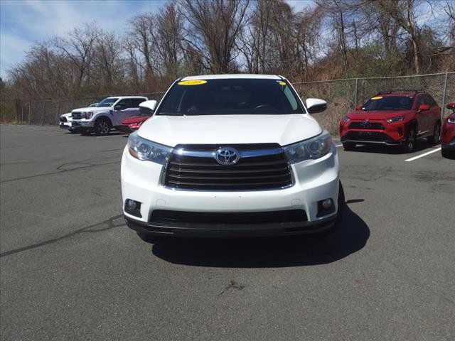 2016 Toyota Highlander LE Plus