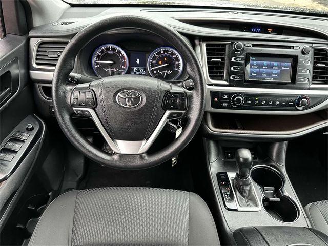 2016 Toyota Highlander LE Plus