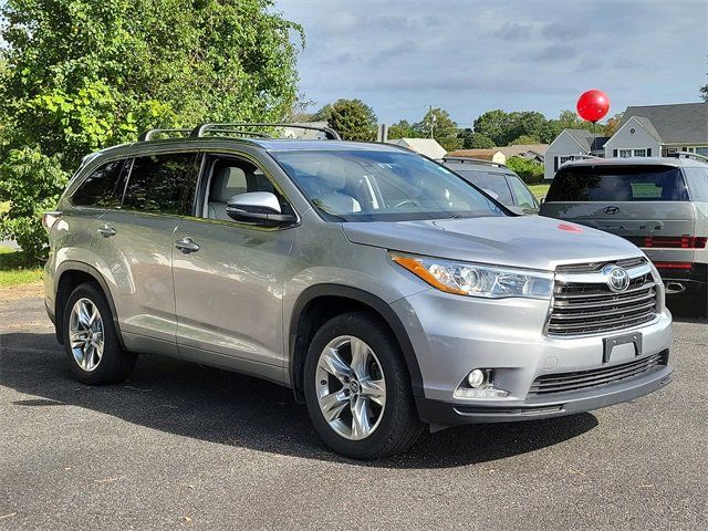 2016 Toyota Highlander 