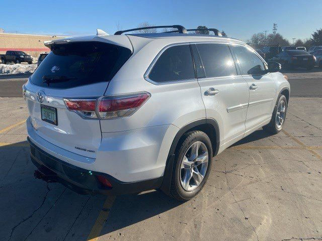 2016 Toyota Highlander 