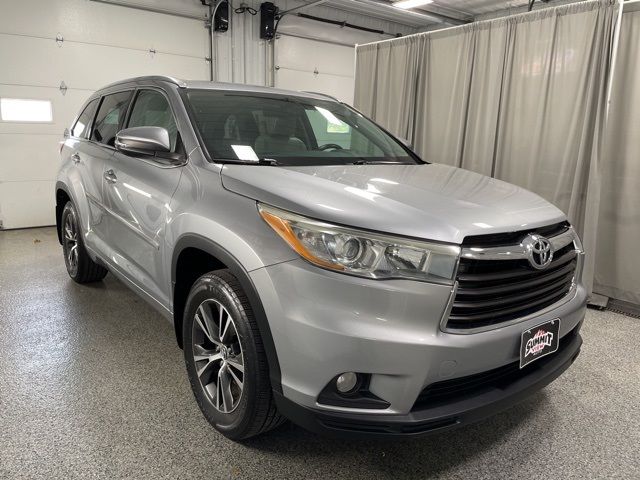 2016 Toyota Highlander XLE