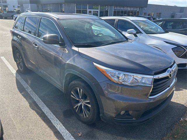 2016 Toyota Highlander XLE