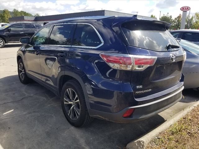 2016 Toyota Highlander XLE