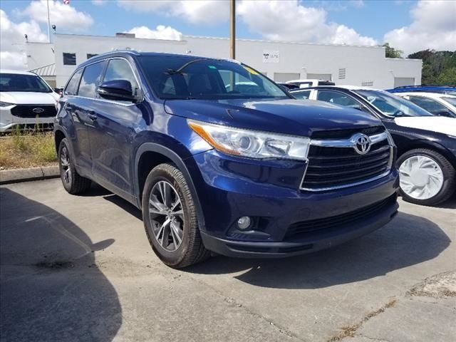 2016 Toyota Highlander XLE