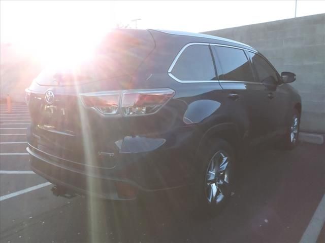 2016 Toyota Highlander 