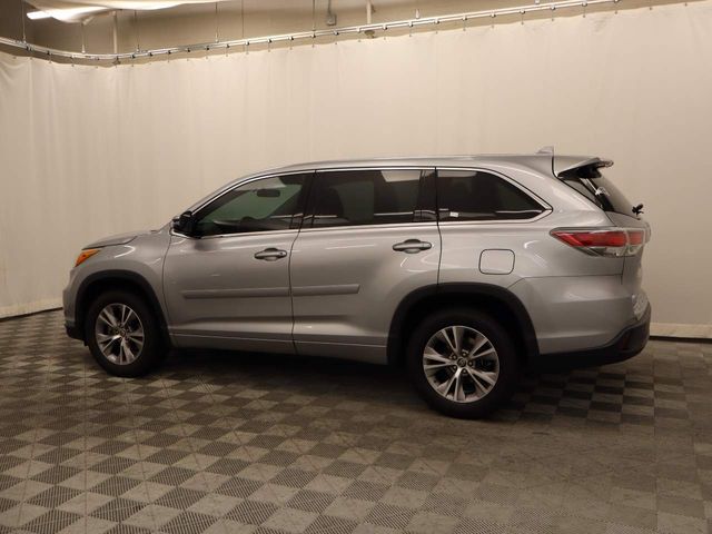 2016 Toyota Highlander 