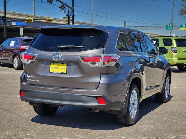 2016 Toyota Highlander LE