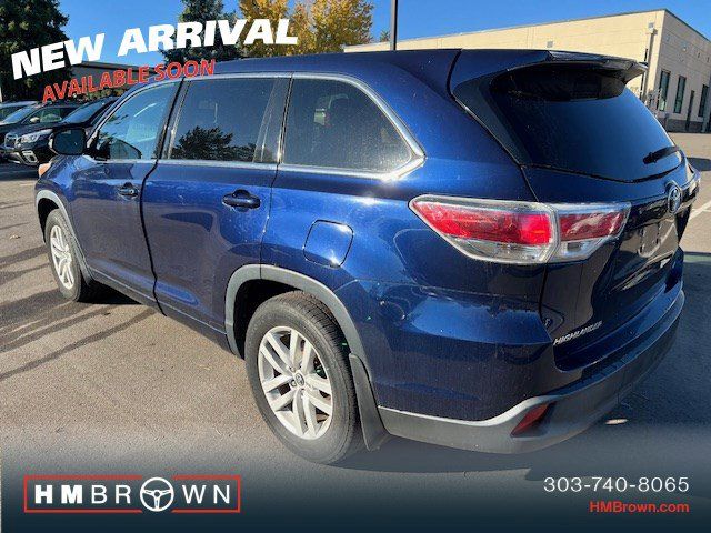 2016 Toyota Highlander LE