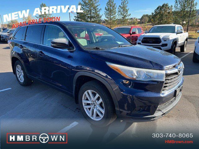 2016 Toyota Highlander LE